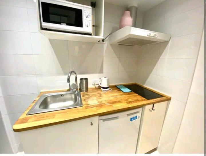012 Apartamento 4 3 Apartman Barcelona Kültér fotó
